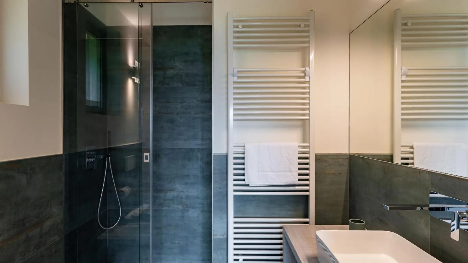 Villa Villa Gau' By Interhome Riva di Solto Italy