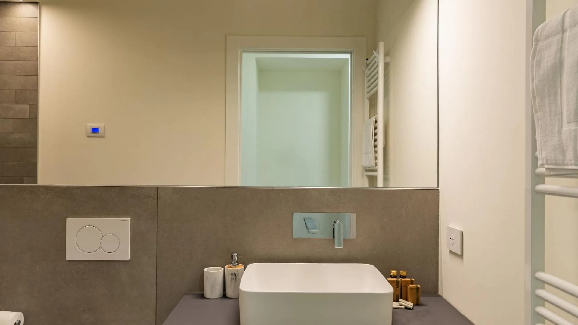 Villa Villa Gau' By Interhome Riva di Solto Italy